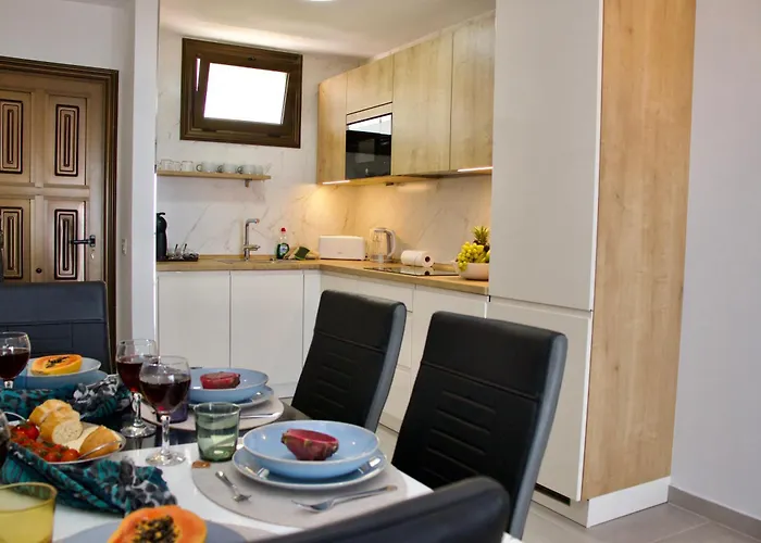 Paradise Ocean View Apartment *